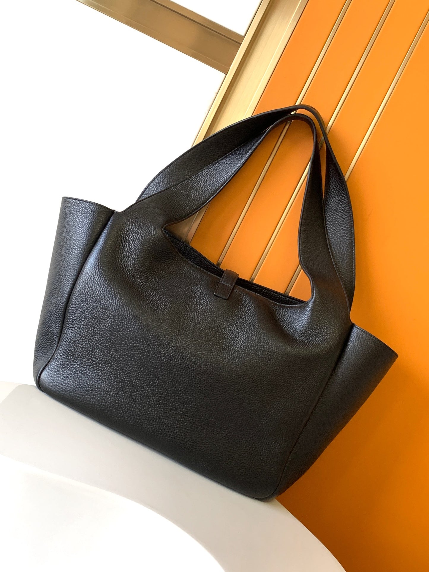 Saint Laurent BEA Horizontal Tote Bag