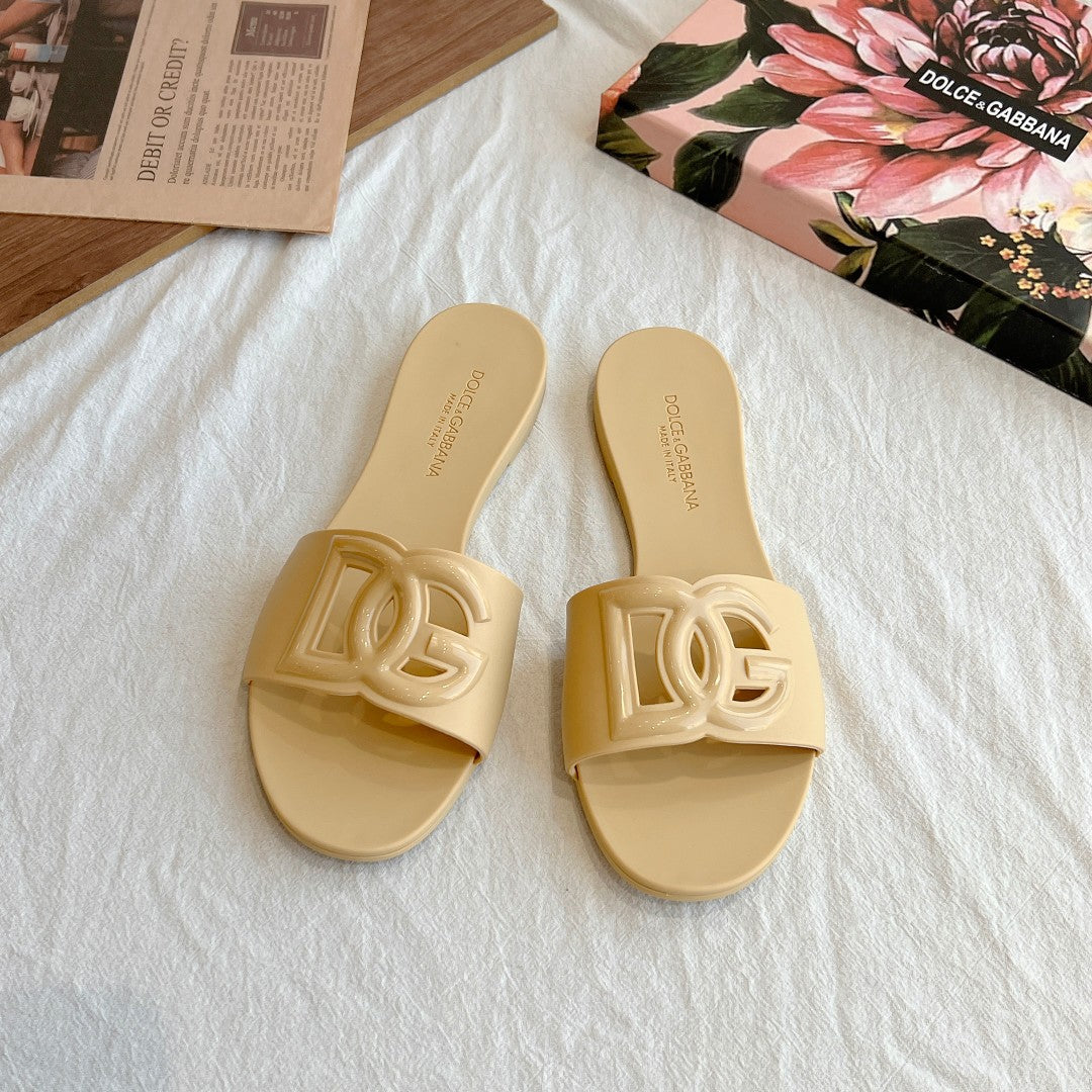 Dolce & Gabbana 3D Logo Flat Slides – 2024
