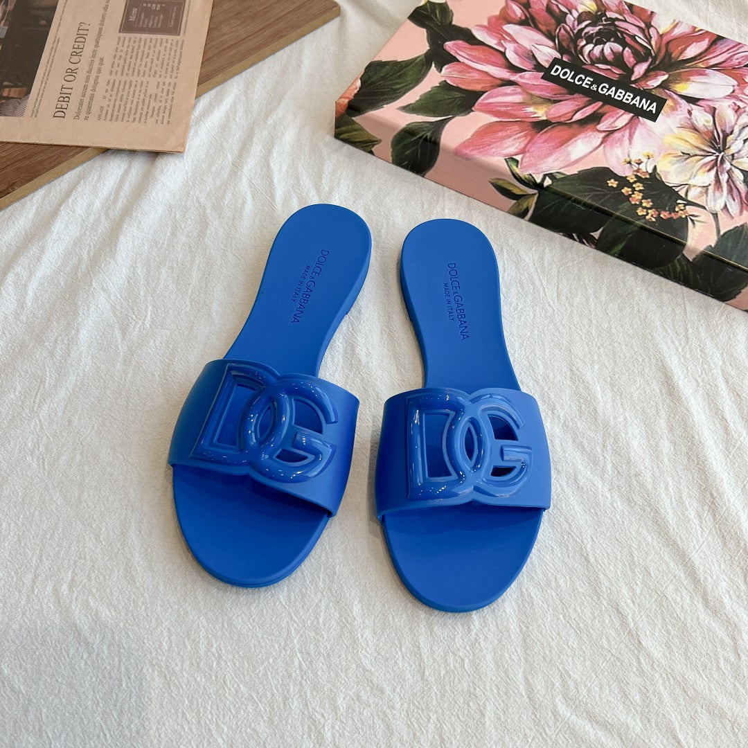 Dolce & Gabbana 3D Logo Flat Sandals – 2024 Collection
