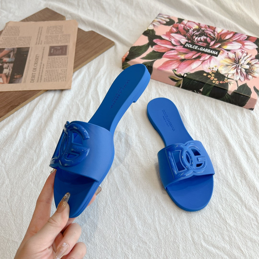 Dolce & Gabbana 3D Logo Flat Sandals – 2024 Collection