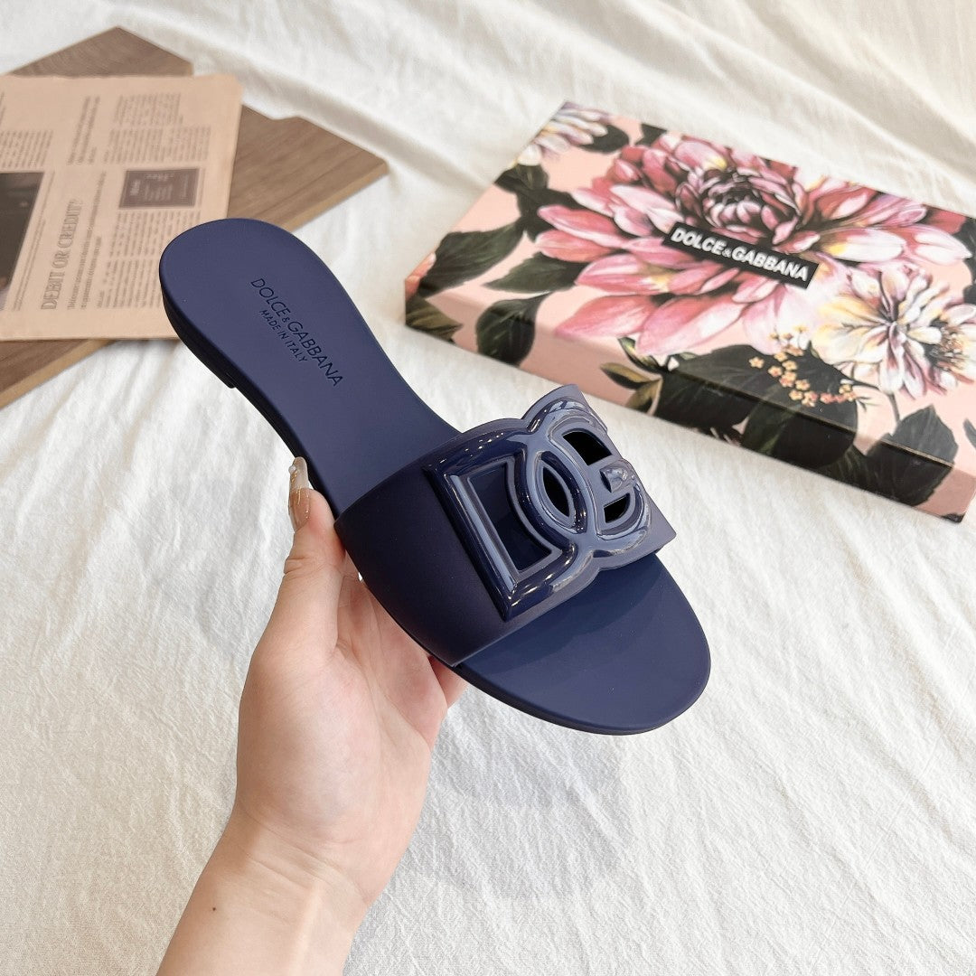 Dolce & Gabbana 3D Logo Flat Sandals – 2024 Collection