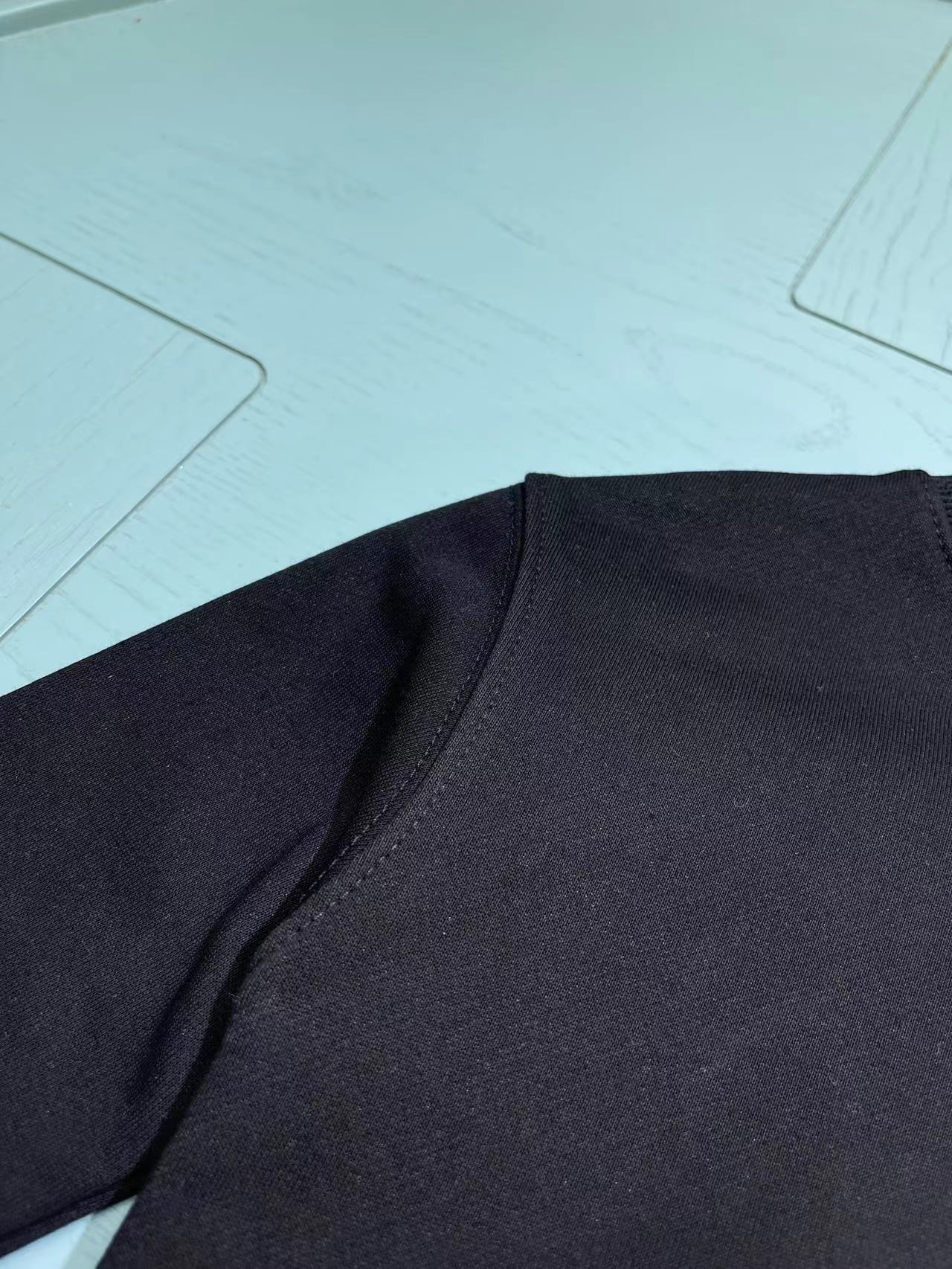 Gucci Kids Graphic Crewneck Sweatshirt – 2025FW – Kids Collection