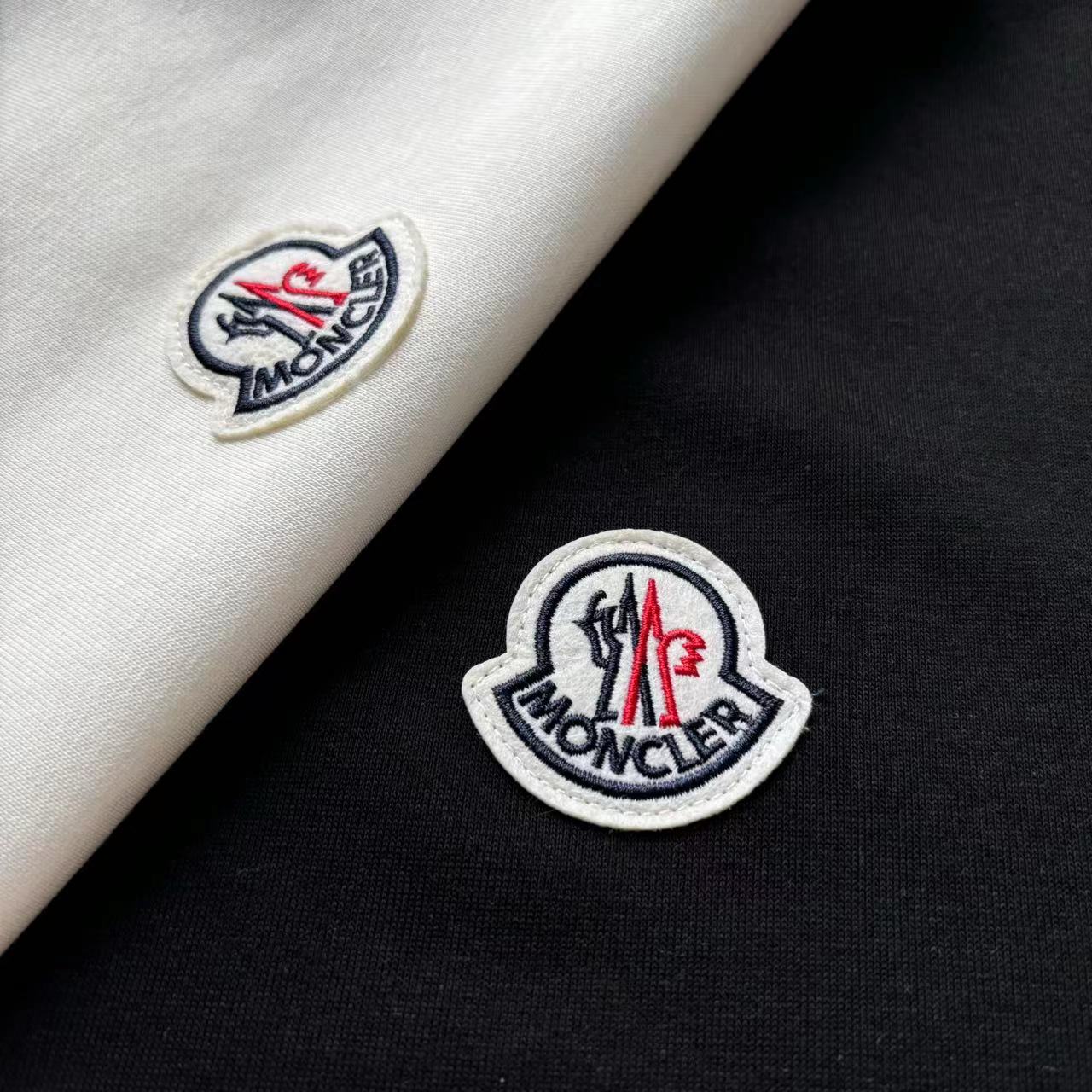 Moncler Classic Cotton Pullover Sweatshirt
