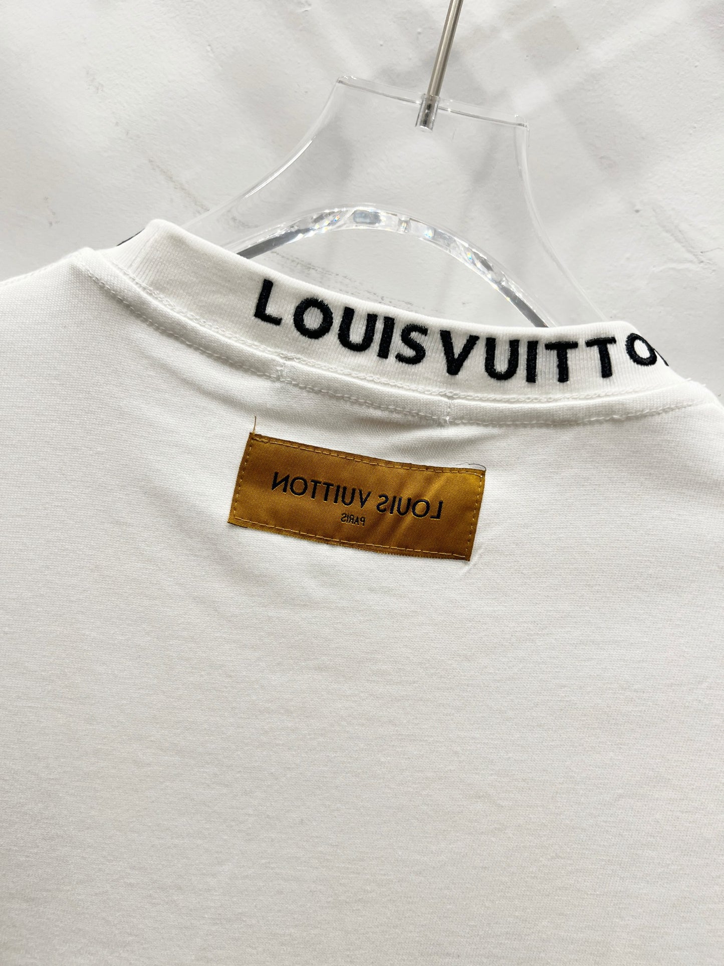 Louis Vuitton Leather Label Pocket Embroidered T-Shirt – 2025 Summer Collection