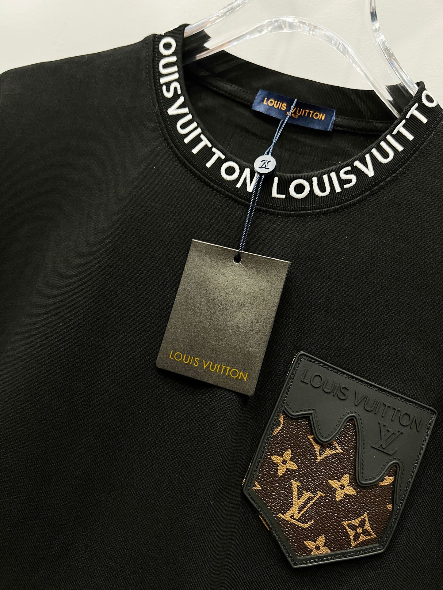Louis Vuitton Leather Label Pocket Embroidered T-Shirt – 2025 Summer Collection