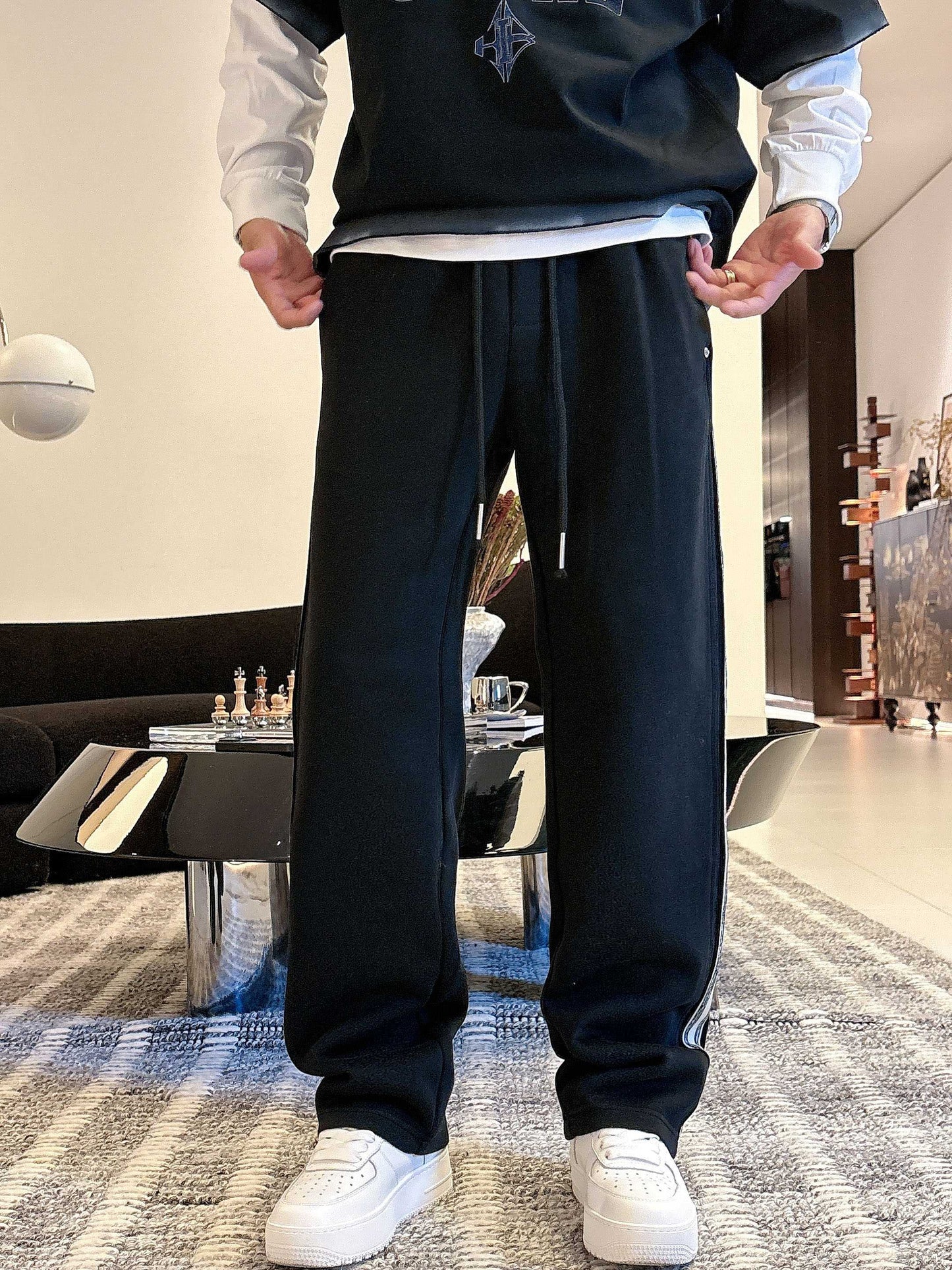 Prada Classic Logo Casual Pants – 2025FW