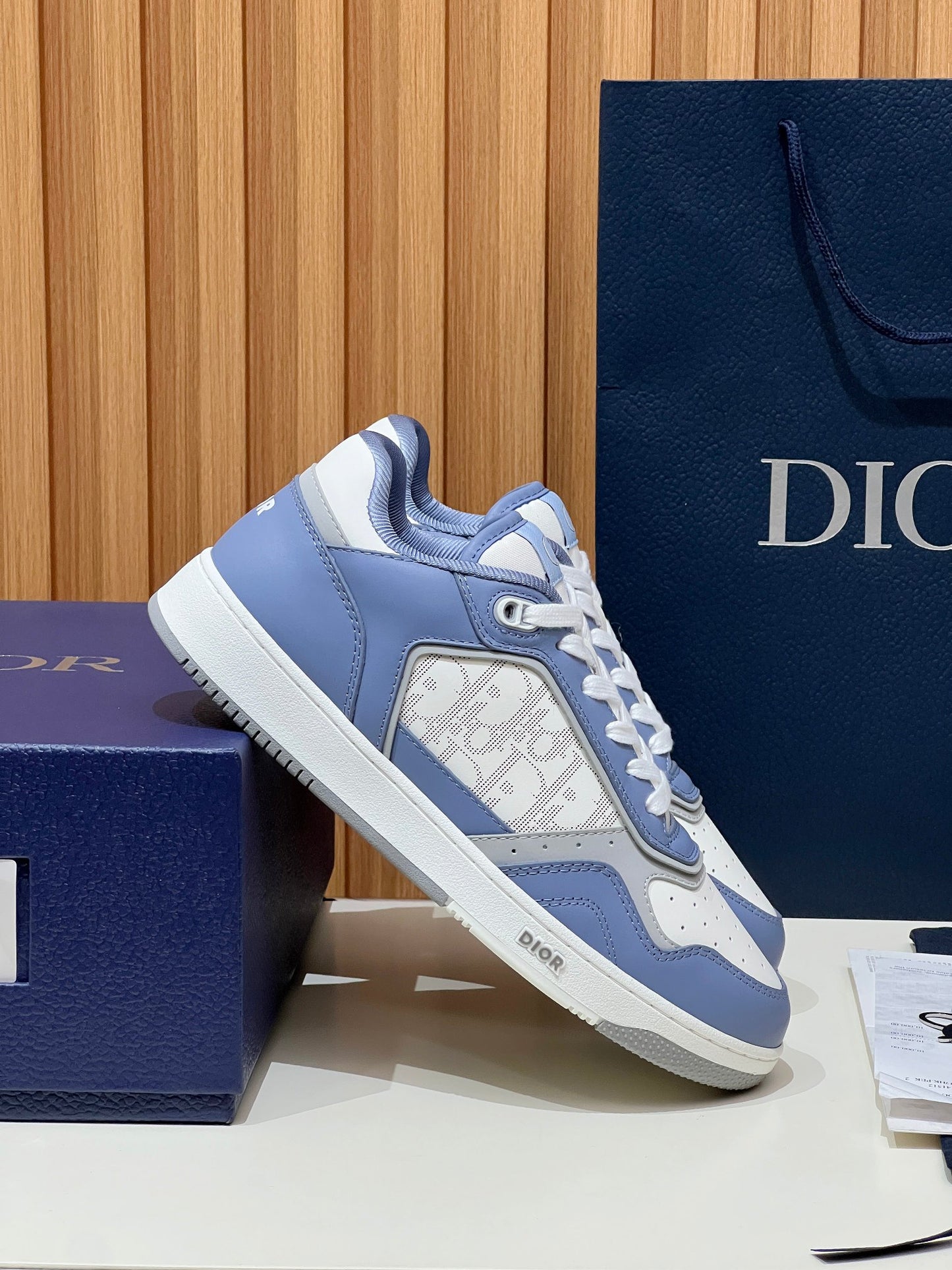 Dior B27 Unisex Sneakers – 2025 Collection