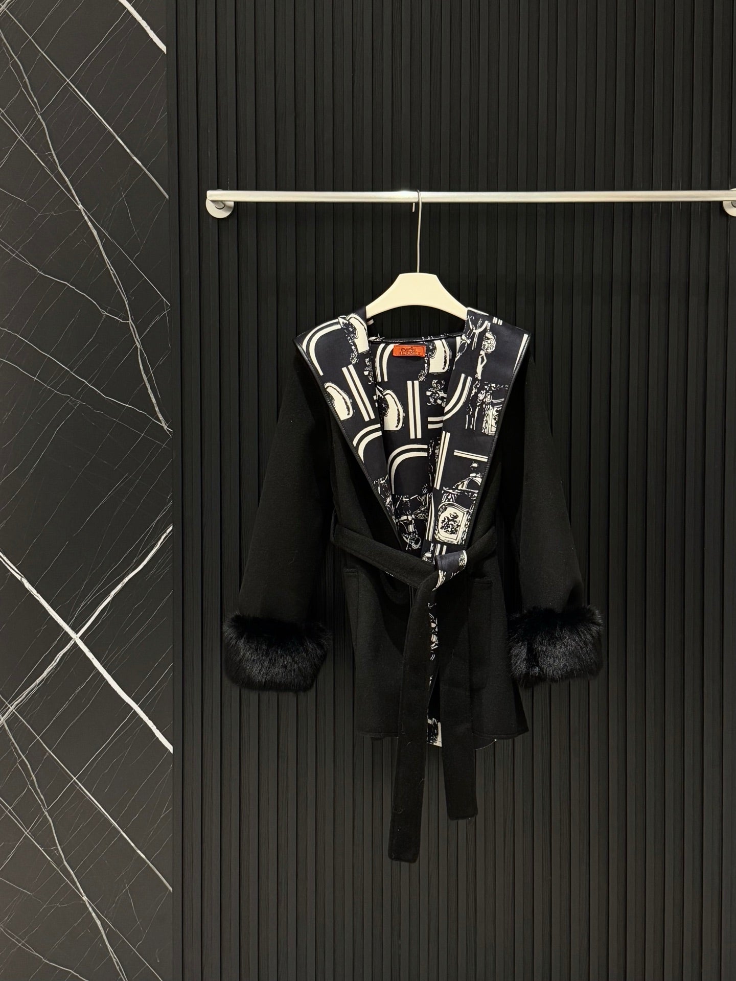 Hermès Old Money Style Detachable Fur Sleeve Wool Coat