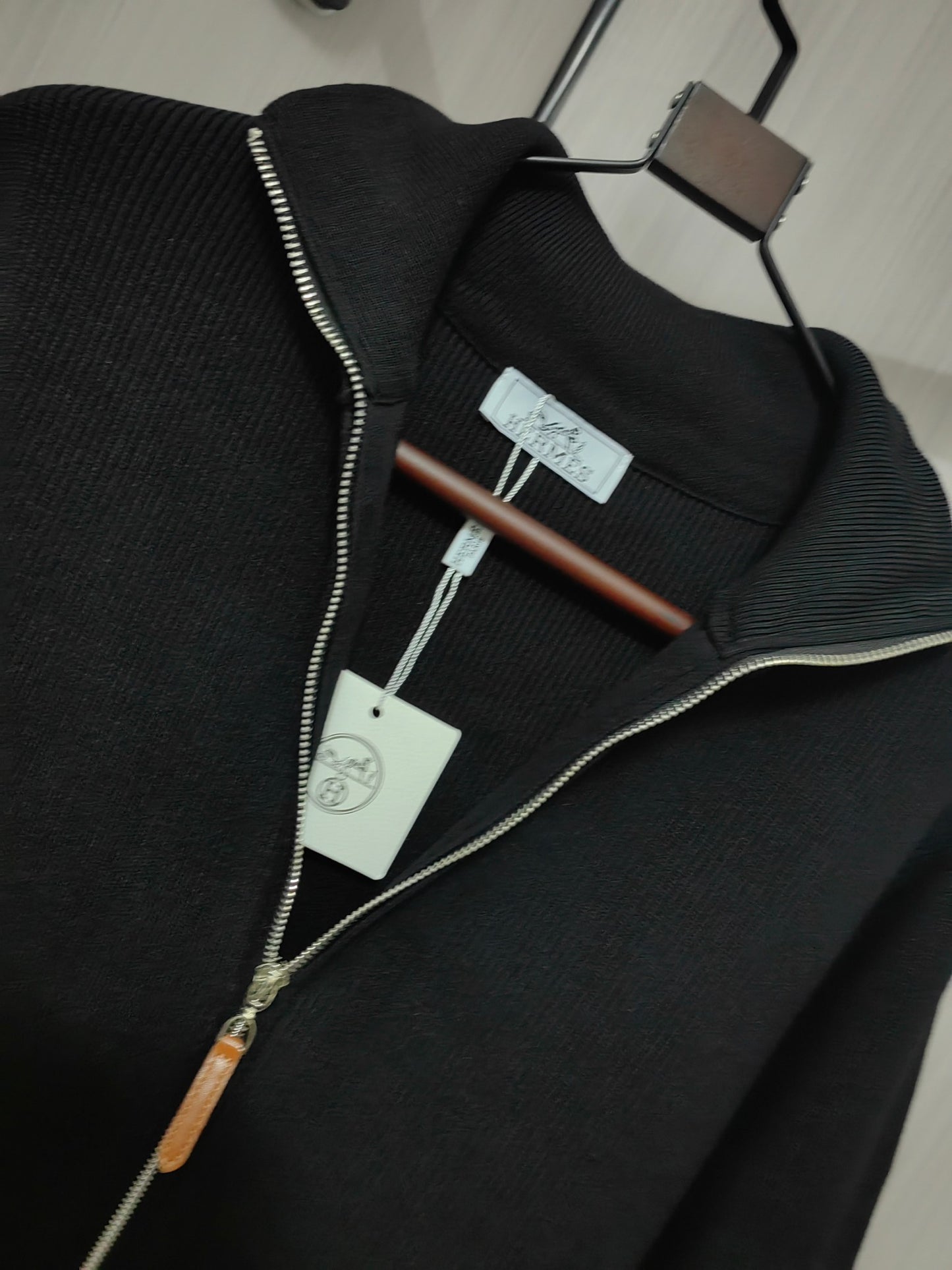 Hermès Unisex Wool-Blend Knit Cardigan – Autumn/Winter