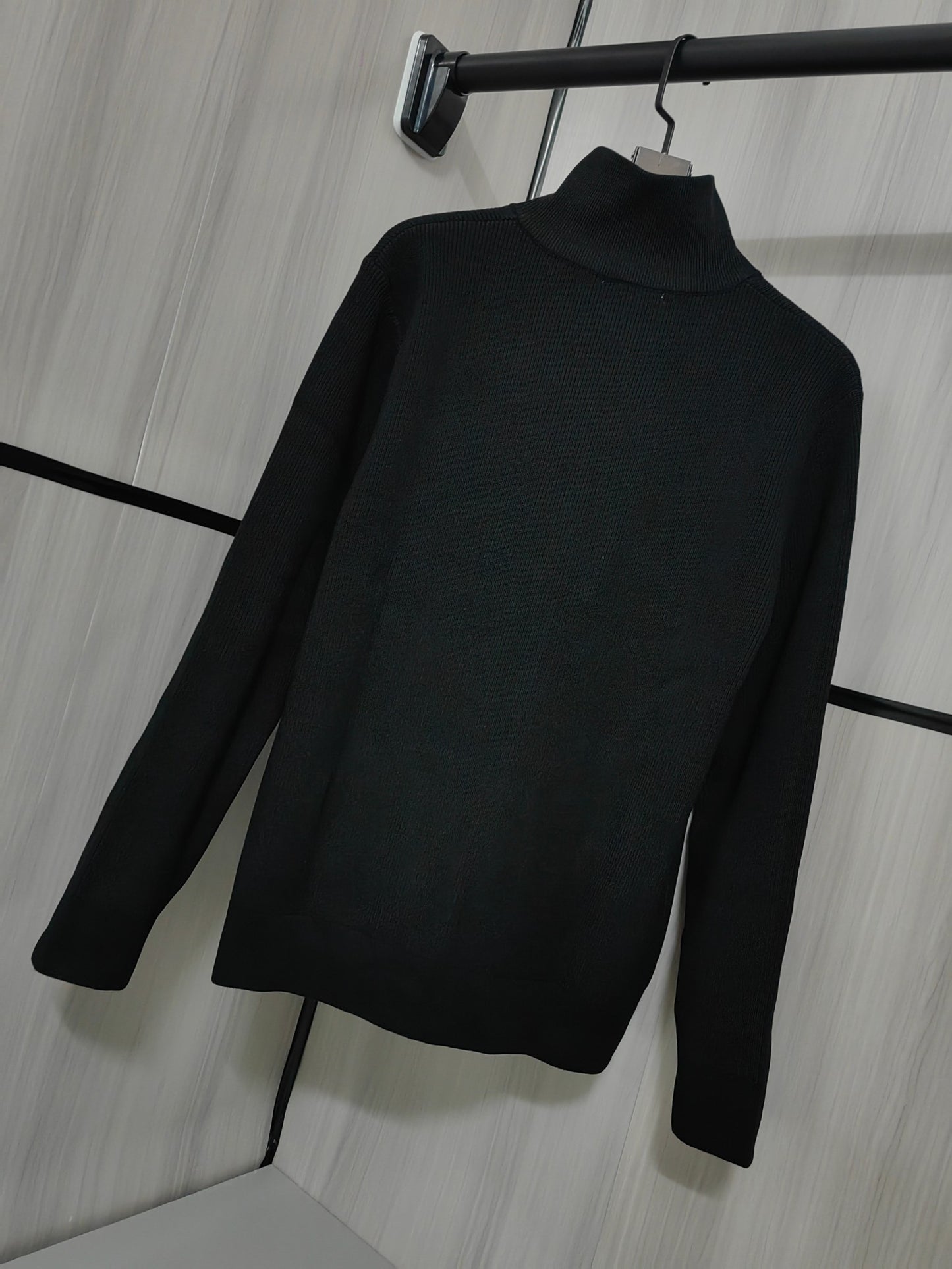Hermès Unisex Wool-Blend Knit Cardigan – Autumn/Winter