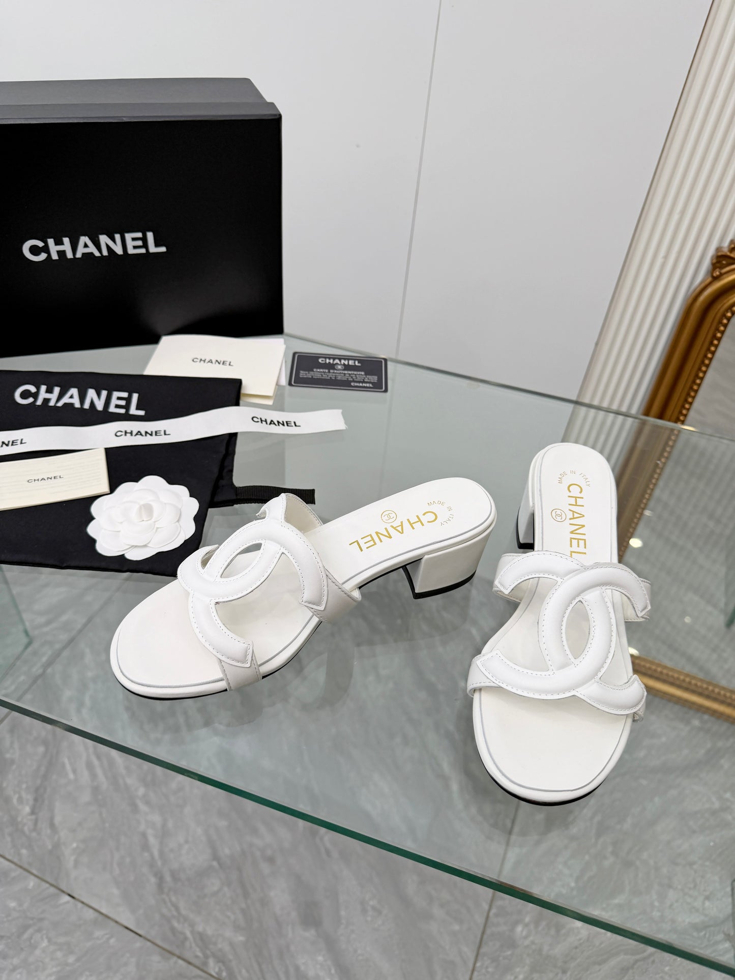 Chanel Chunky Heel Pumps – Spring/Summer Collection – 2026