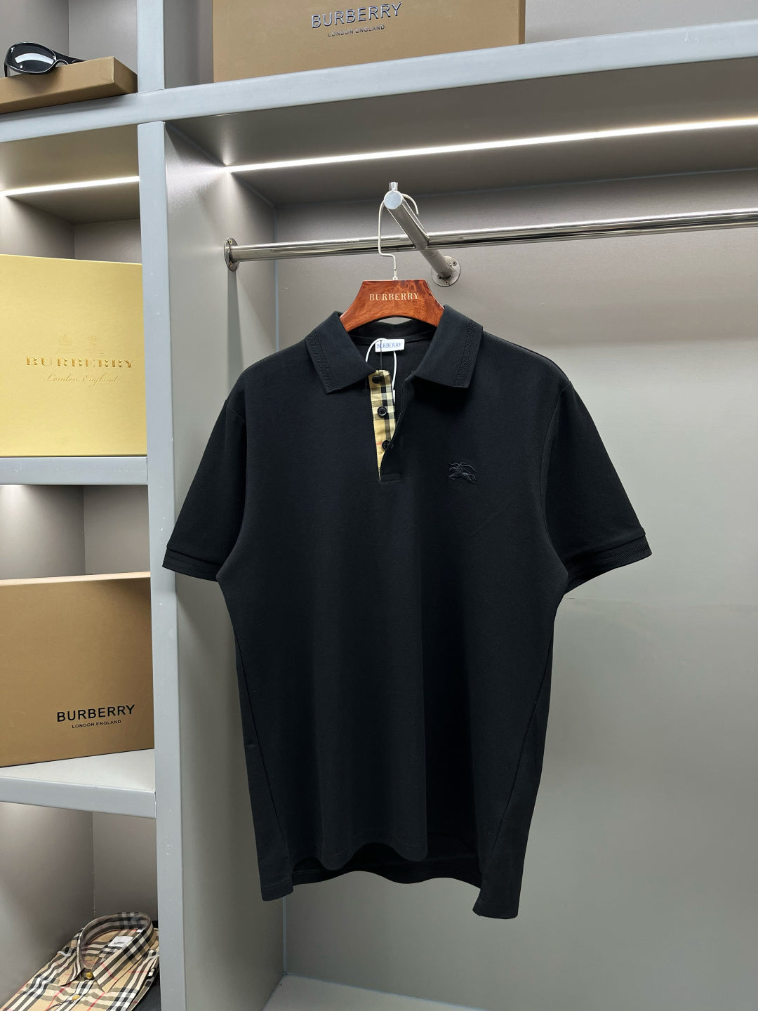 Burberry Knight Embroidered Piqué Cotton Polo Shirt – 2025 Spring/Summer Collection