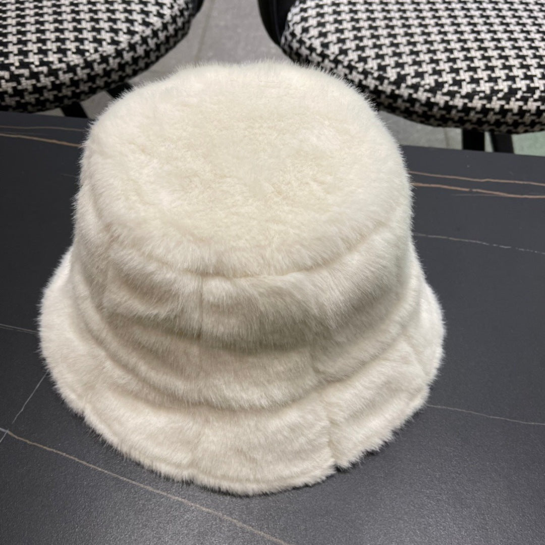 Moncler Fluffy Autumn/Winter Bucket Hat