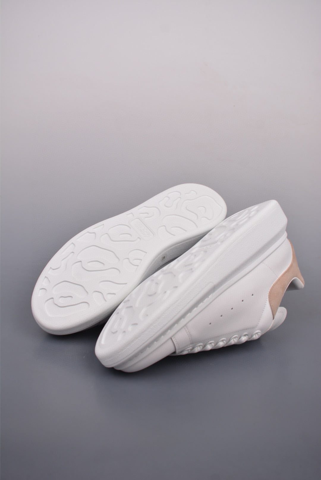 Alexander McQueen Classic Platform Sneakers – 2025 Edition