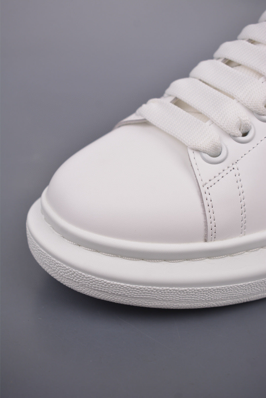 Alexander McQueen Classic Platform Sneakers – 2025 Edition