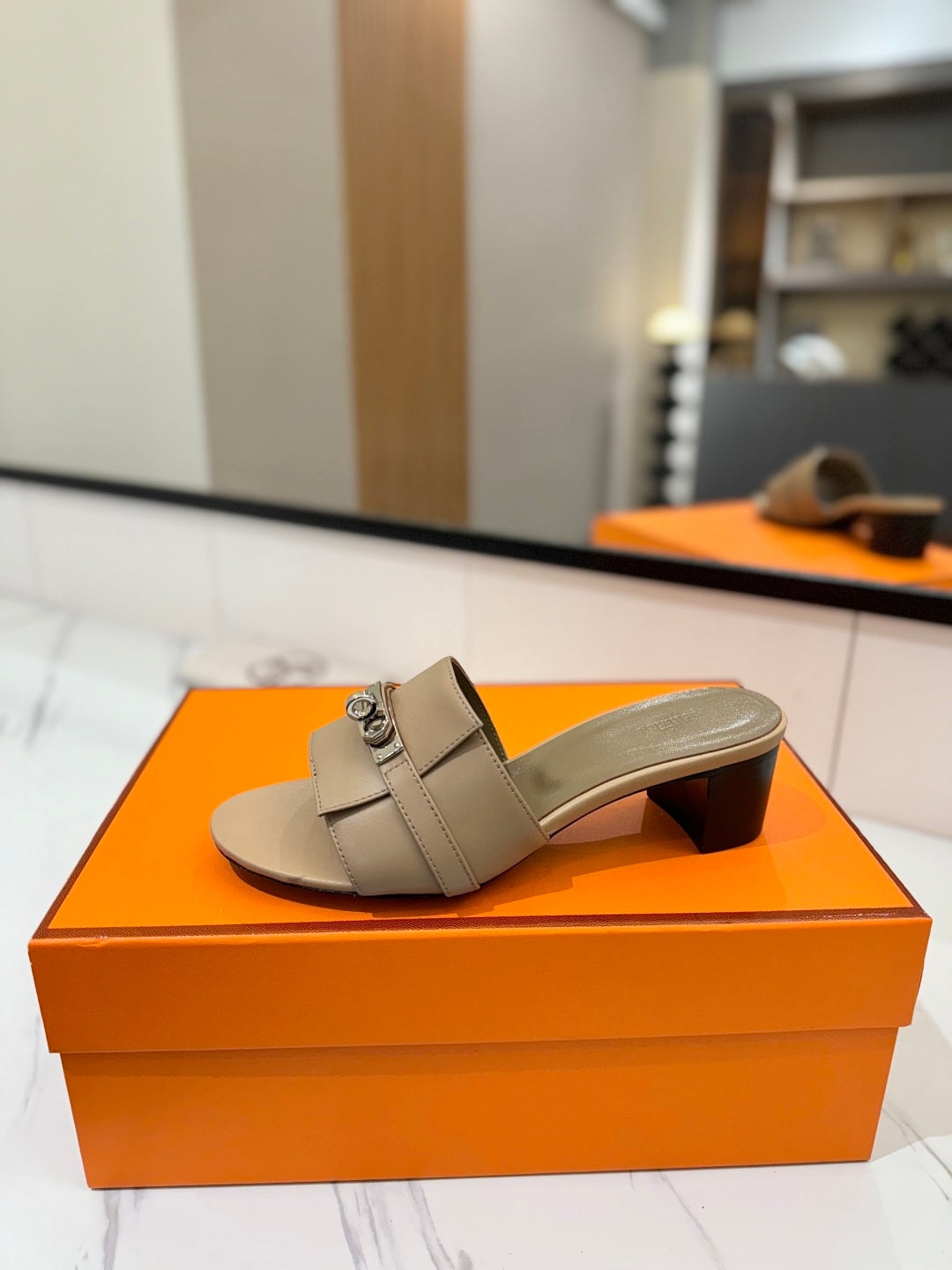 Hermès Classic Smooth Cowhide Heeled Sandals