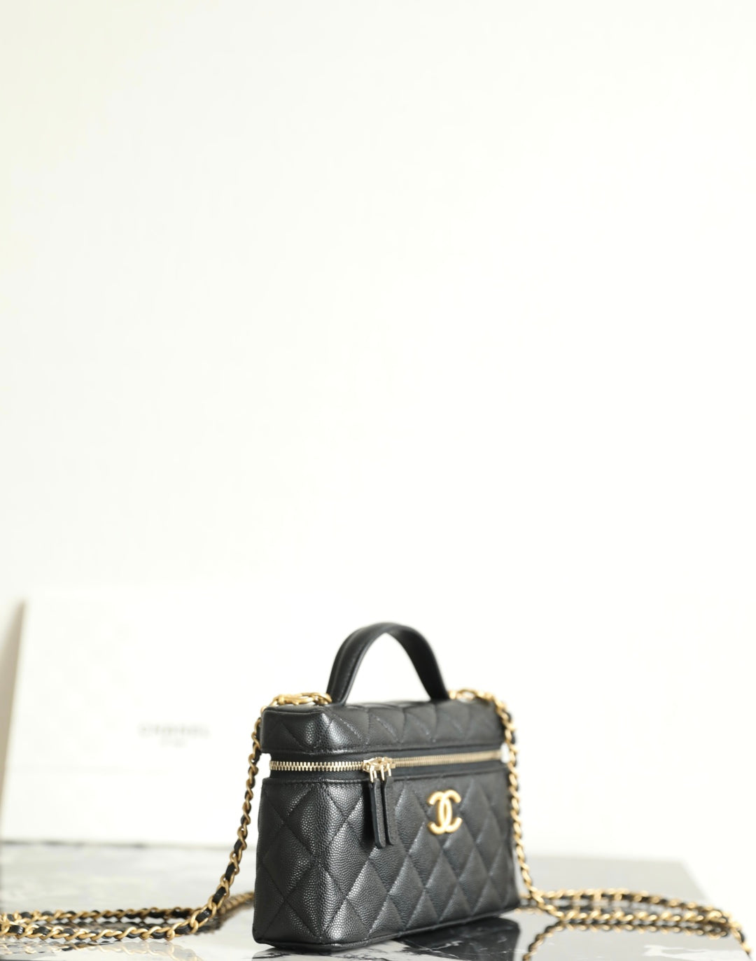 Chanel LP Box Art Buckle Clutch Bag – Spring/Summer Collection – 25P