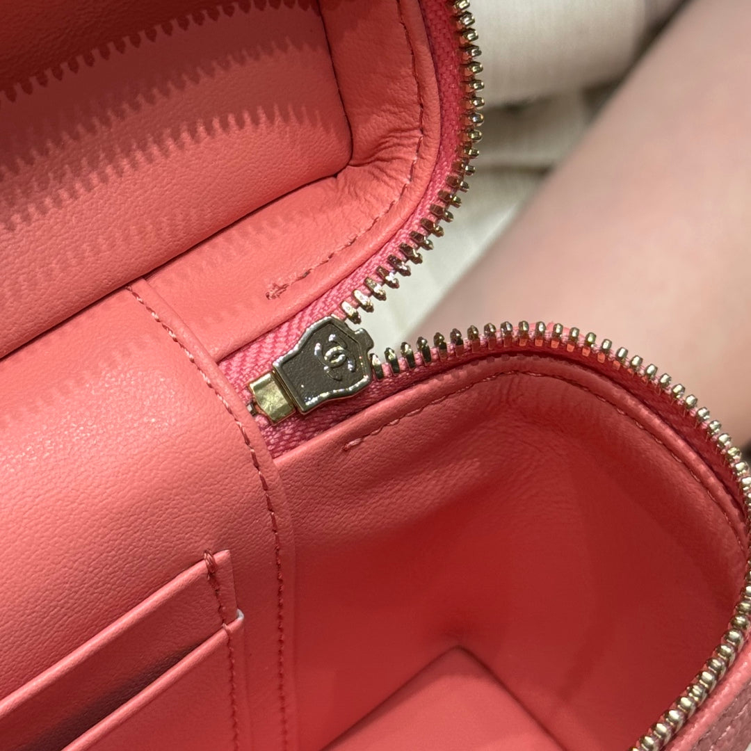 Chanel LP Handle Box Bag – 25C Spring Collection