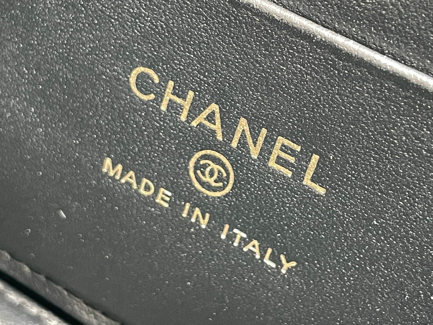 Chanel Coco Crush Handle Box Bag – 25S