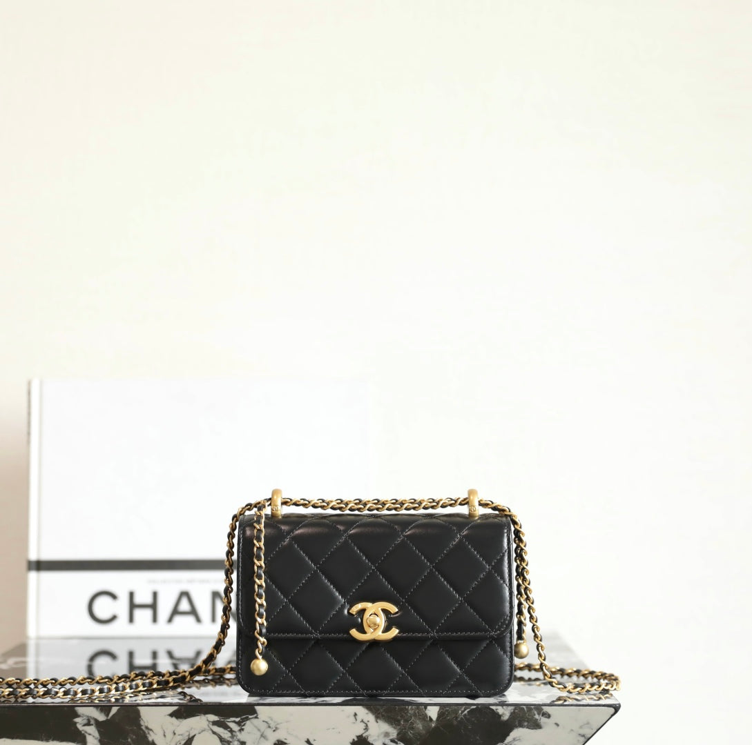 Chanel 25S Double Gold Bead Flap Bag – Spring/Summer Collection – 2025