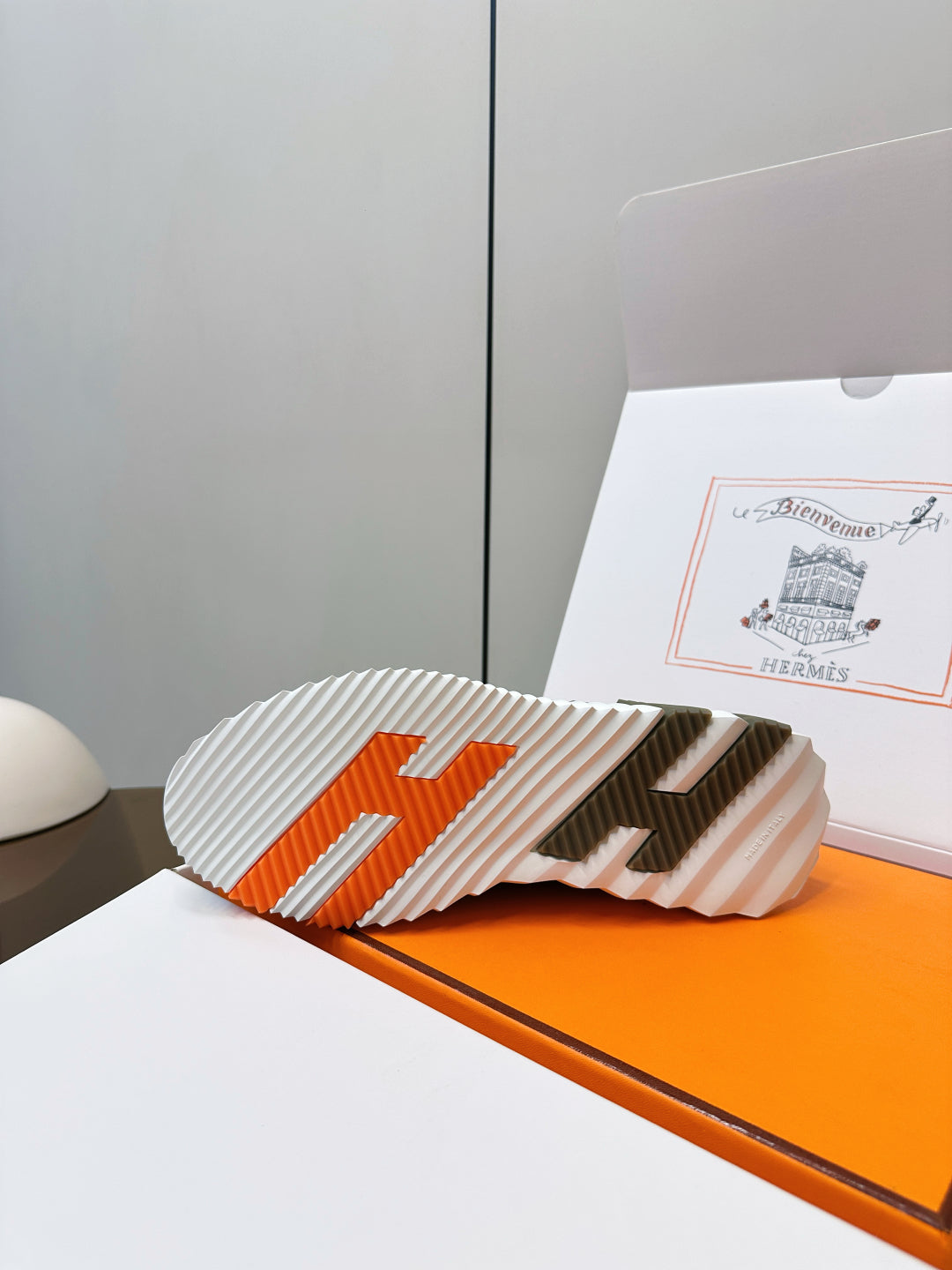 Hermes H Classic Couple Sneakers