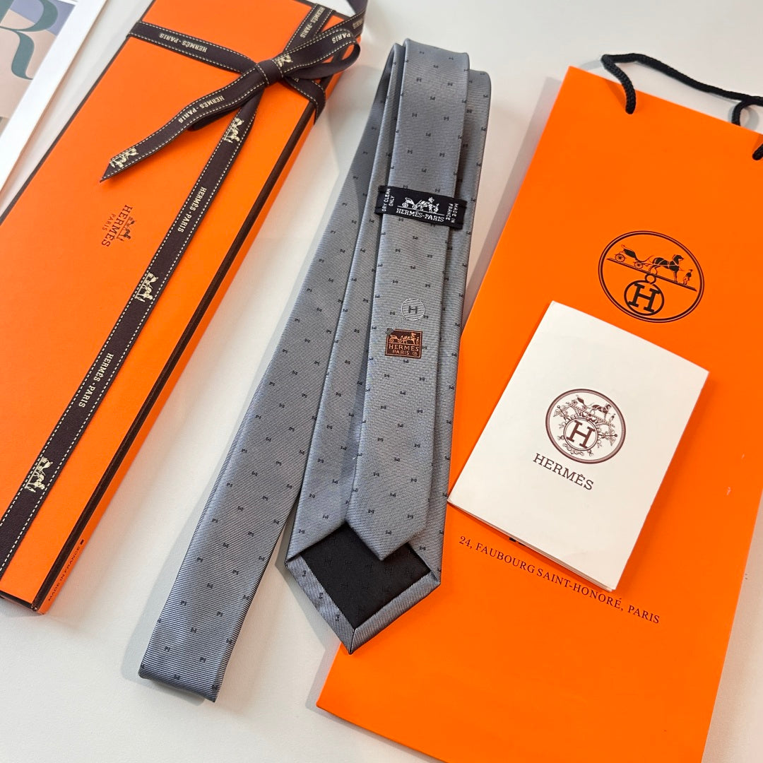 Hermès Men's Silk Tie