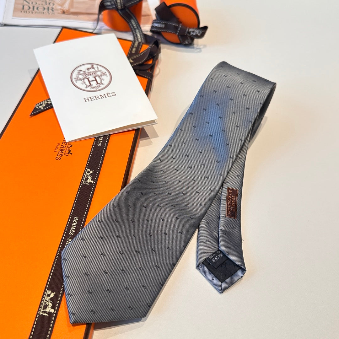 Hermès Men's Silk Tie