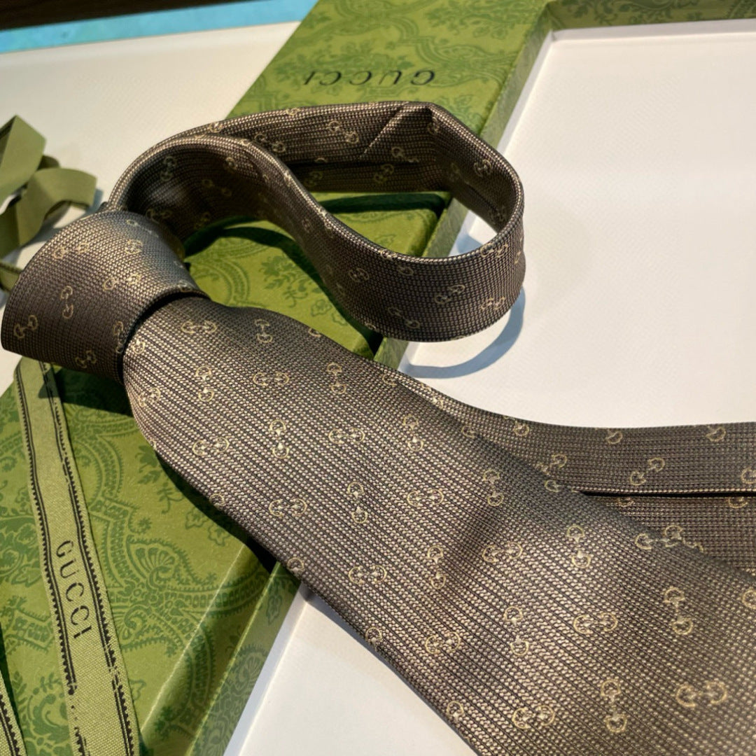 Gucci Men's Jacquard Silk Tie