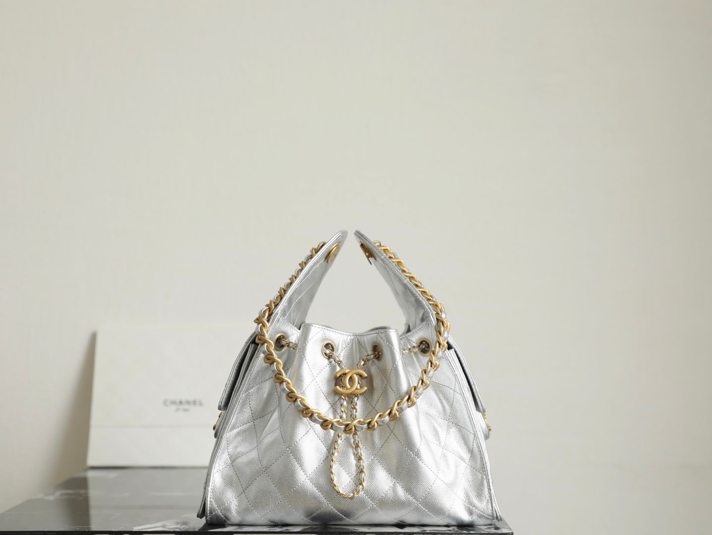 Chanel 25 Hobo Bag – Metallic Silver