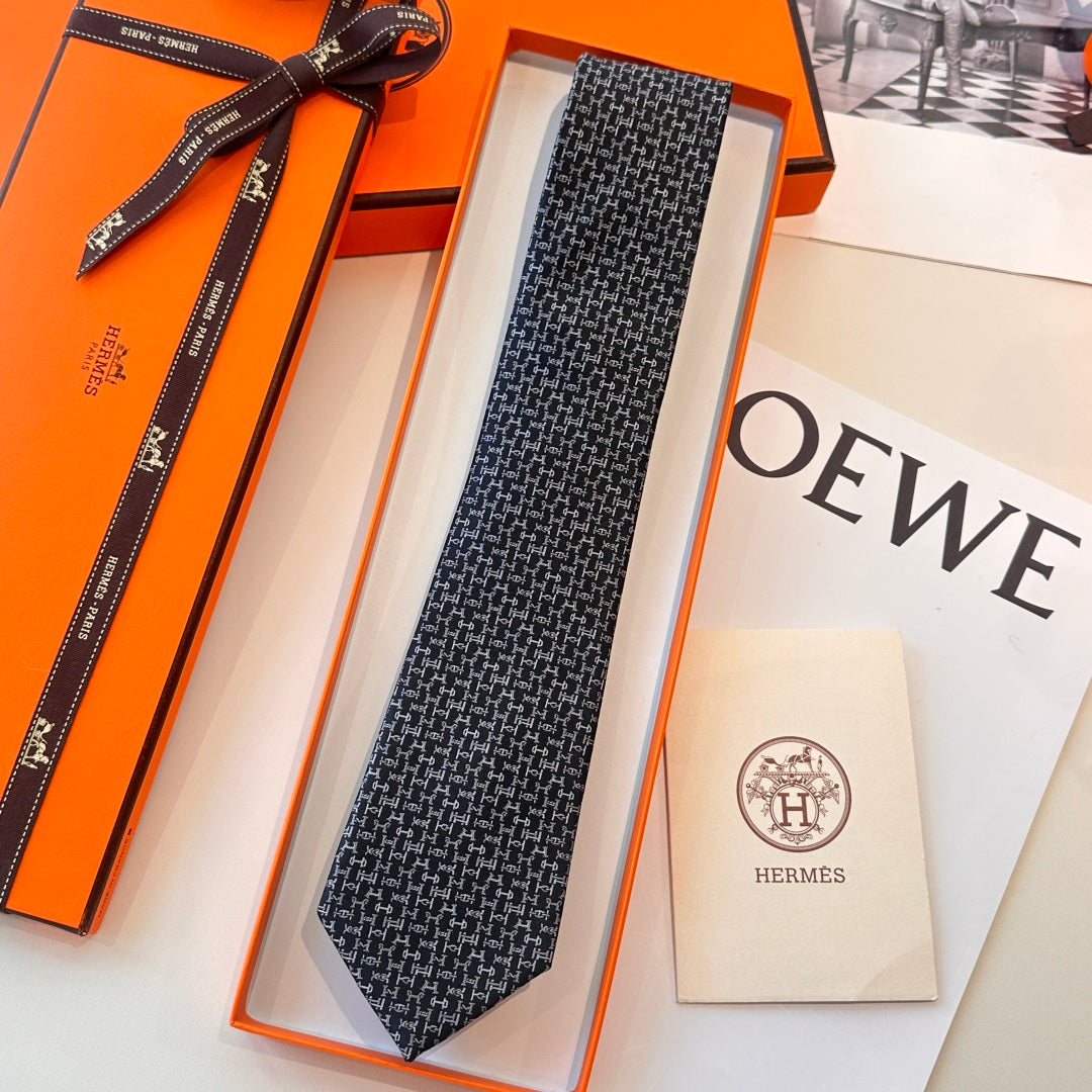 Hermès Men's H-Logo Silk Tie