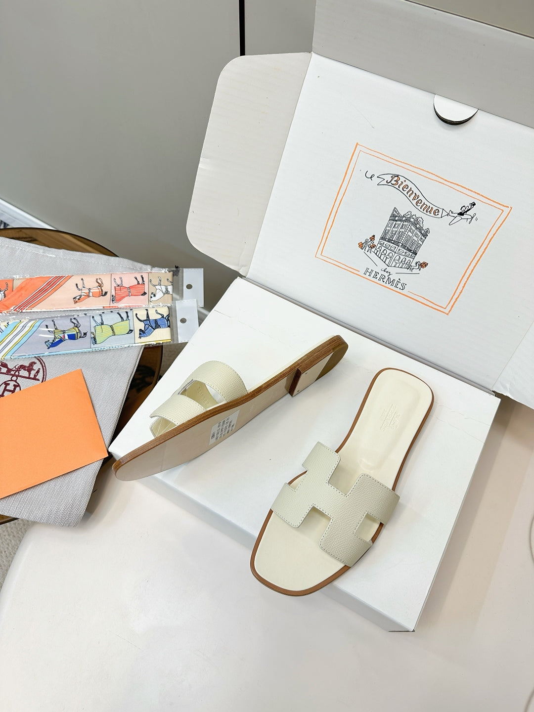 Hermès Palm Grain H-Slides