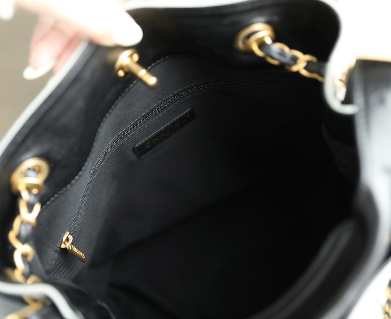 Chanel 25A Suede Effect Hobo Shopping Bag – 25A Collection