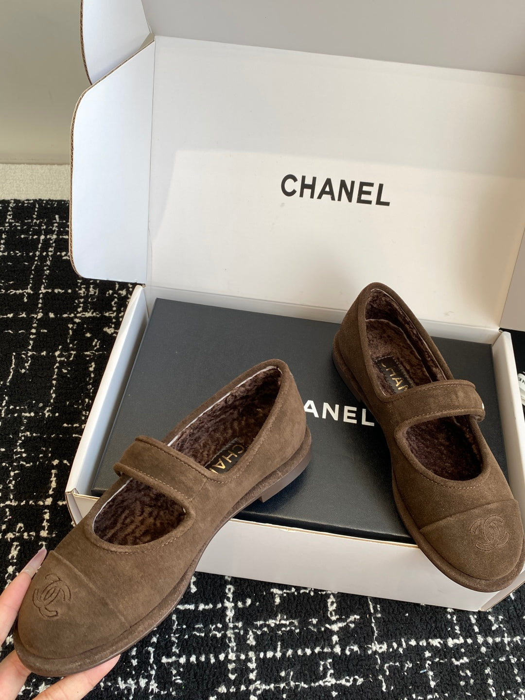 Chanel Mary Jane Flats – 25SS Autumn/Winter Collection