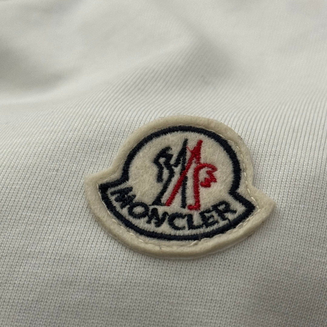 Moncler Small Logo Crewneck T-Shirt – 2026SS