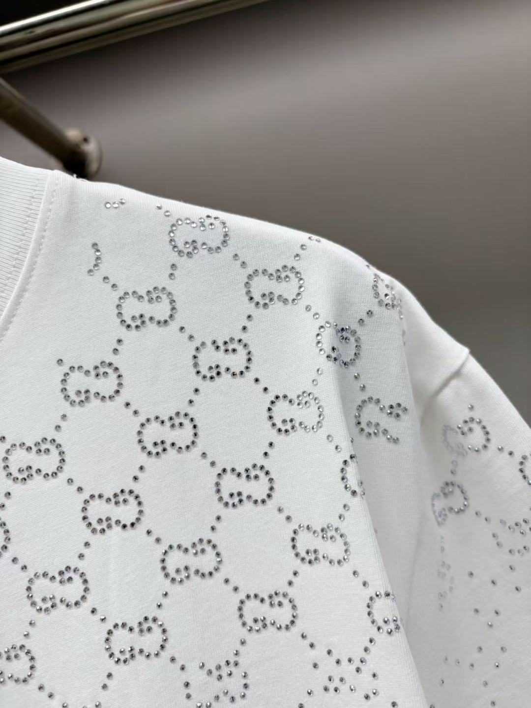 Gucci Crystal-Embellished Cotton T-Shirt – Spring/Summer Collection