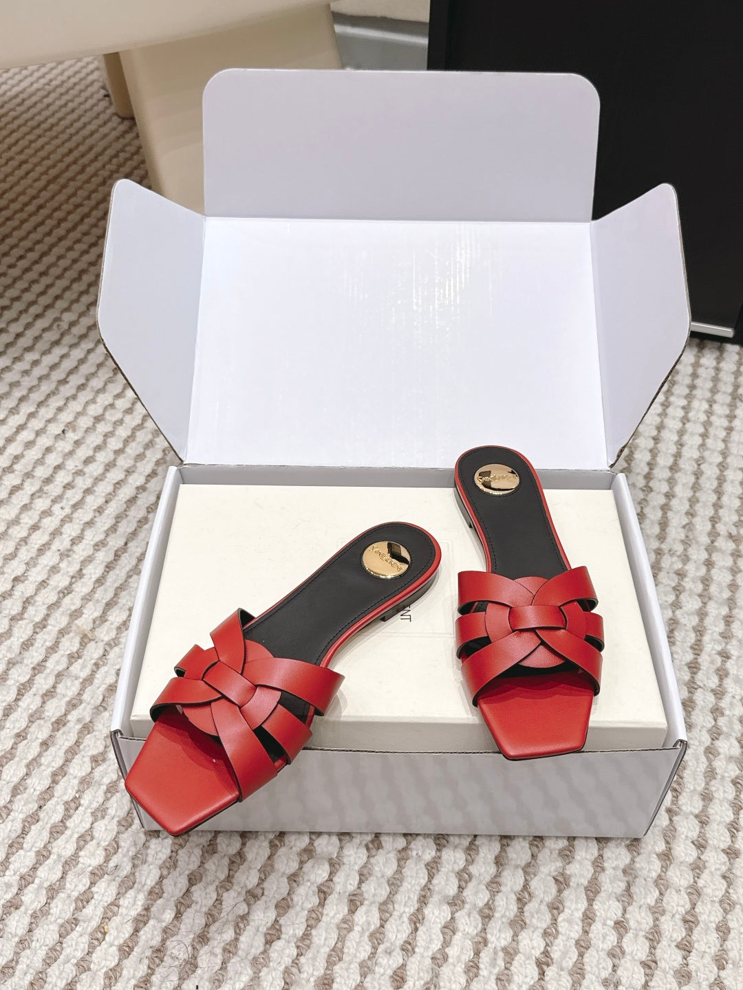 Saint Laurent Melody Square Toe Flat Sandals – 2026SS