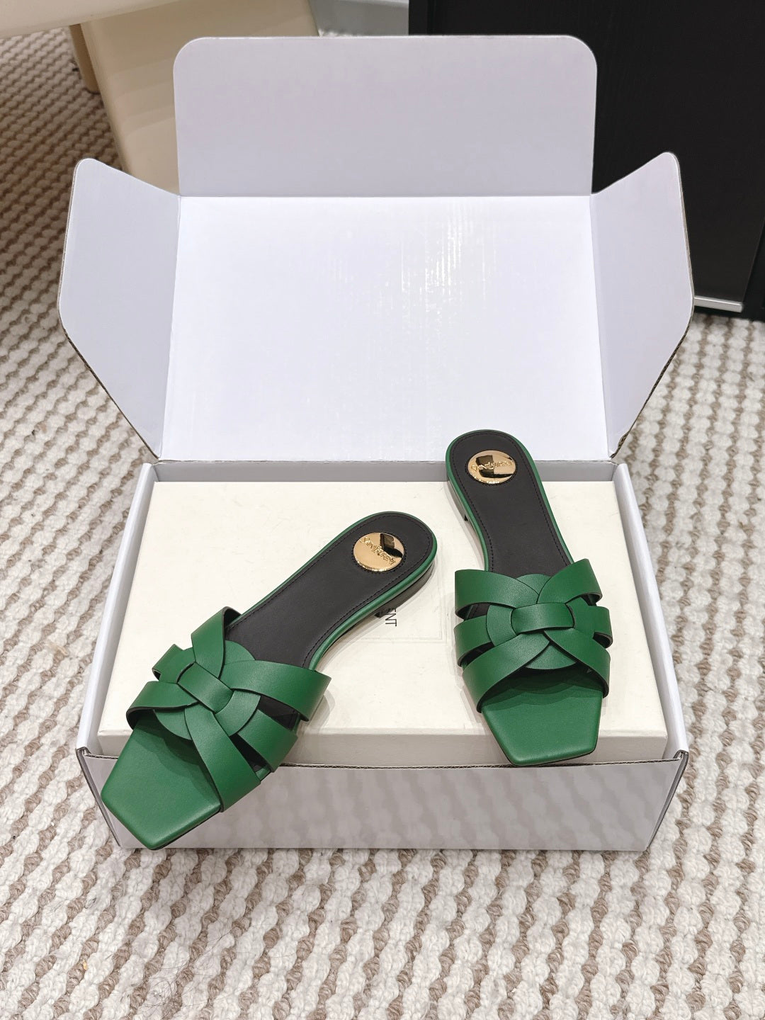 Saint Laurent Melody Square Toe Flat Sandals – 2026SS