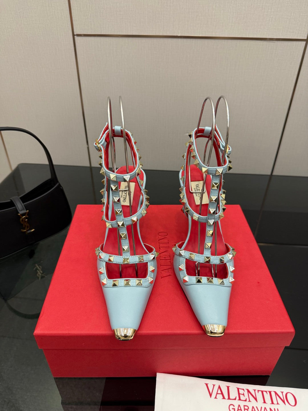 Valentino VLogo Signature Classic Sandals – Spring/Summer Collection