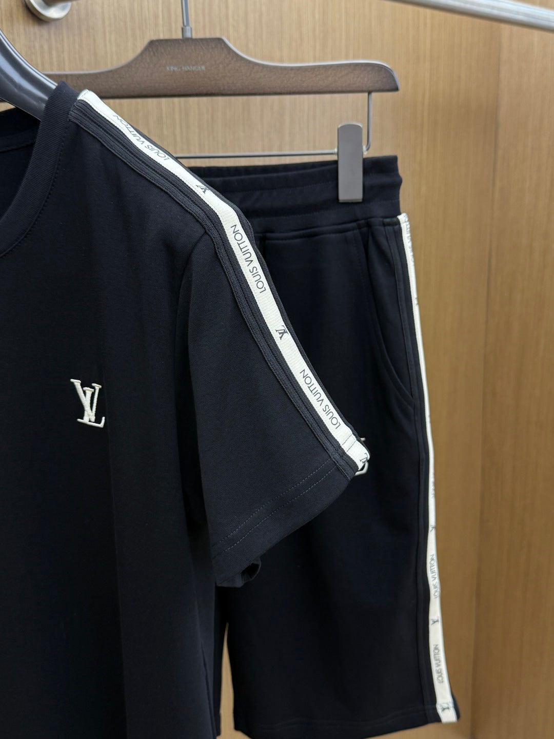 Louis Vuitton Casual Short-Sleeve Shorts Set – Spring/Summer Collection