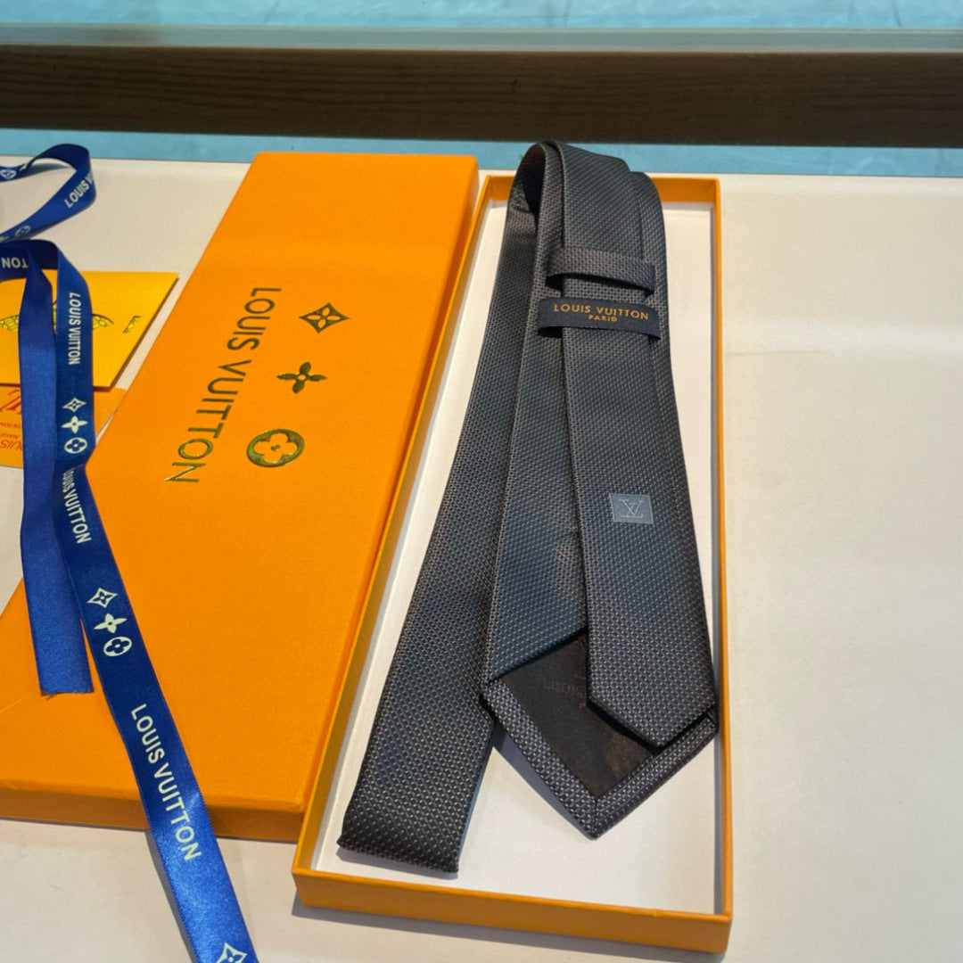 Louis Vuitton Diamonds V Woven Jacquard Silk Tie