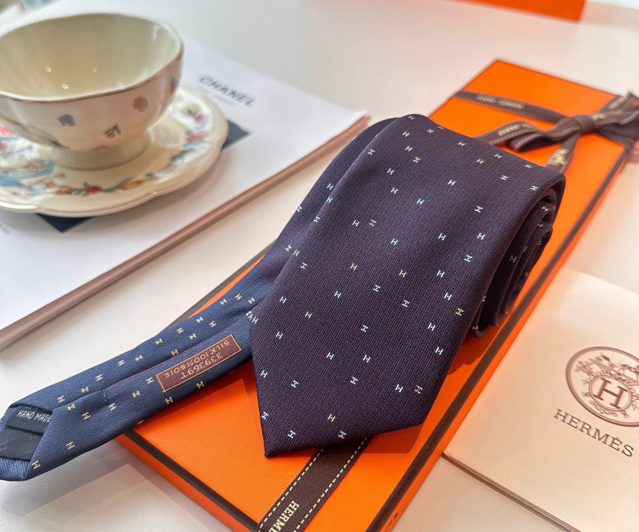 Hermès Philippe Mouquet 7cm Tie