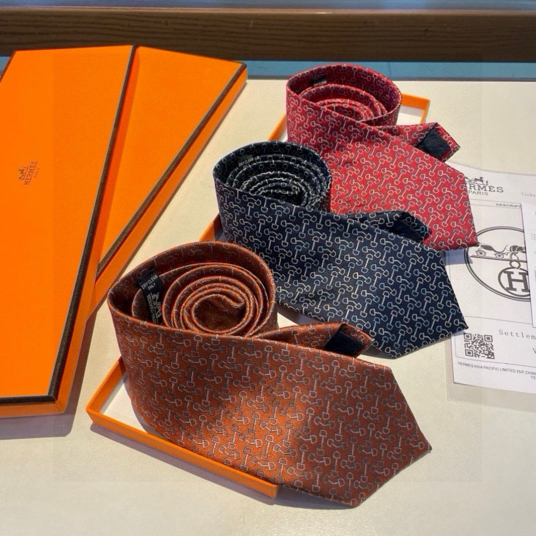 Hermès Men's Silk Twill Tie