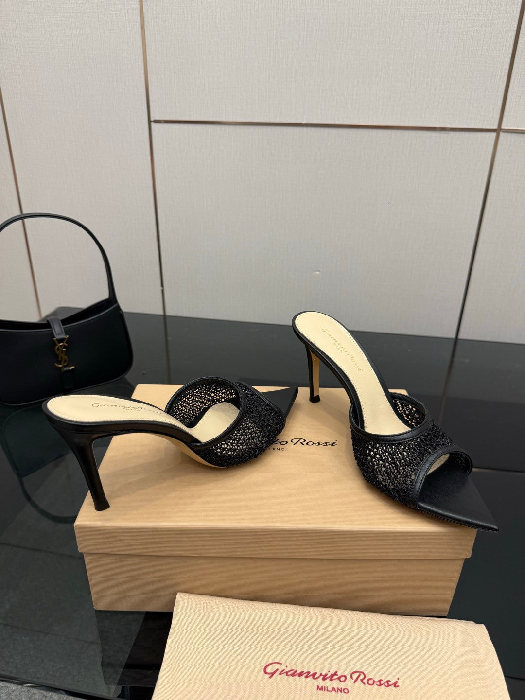Gianvito Rossi Classic Pointed-Toe Embroidered Pumps