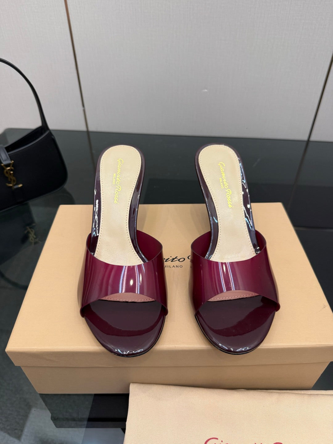 Gianvito Rossi Pointed-Toe Crystal Heeled Sandals – 2026SS