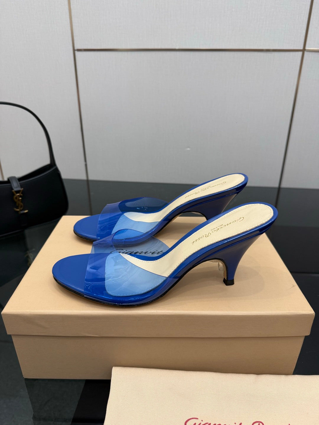 Gianvito Rossi Pointed-Toe Crystal Heeled Sandals – 2026SS