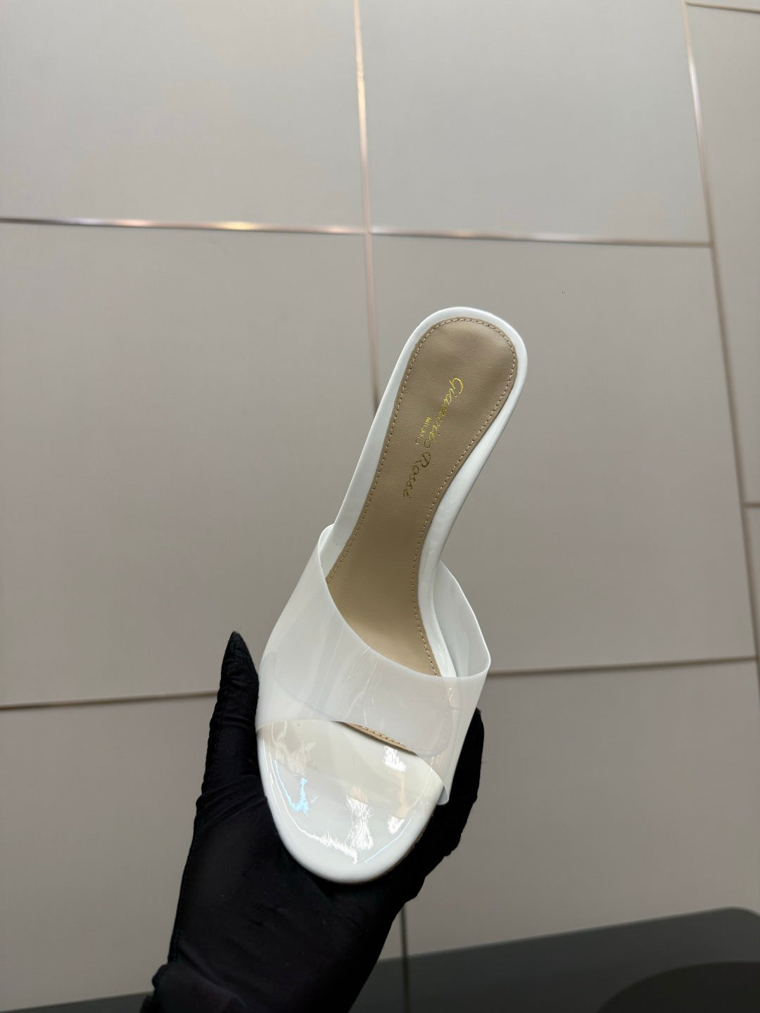 Gianvito Rossi Pointed-Toe Crystal Heeled Sandals – 2026SS