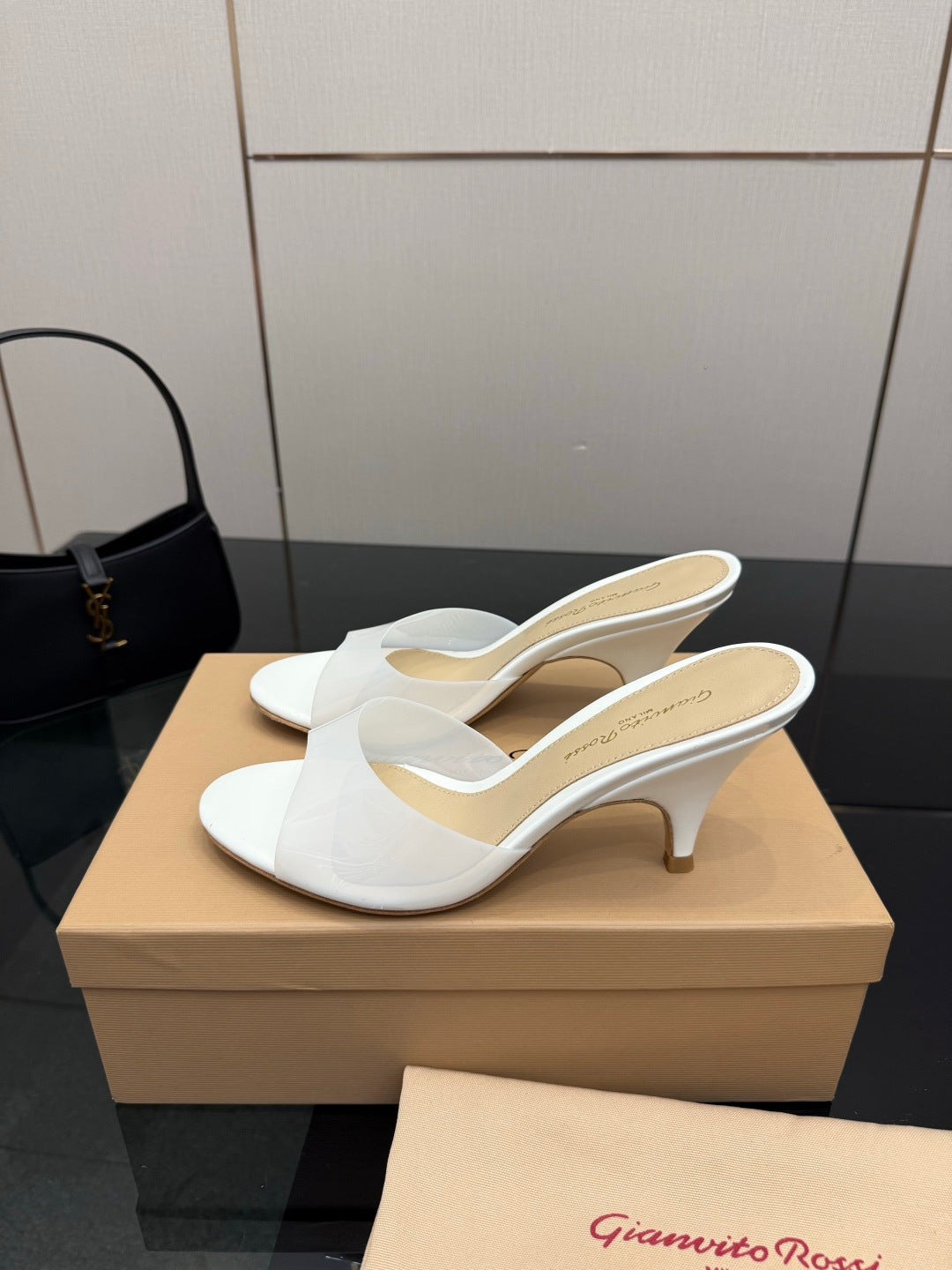 Gianvito Rossi Pointed-Toe Crystal Heeled Sandals – 2026SS