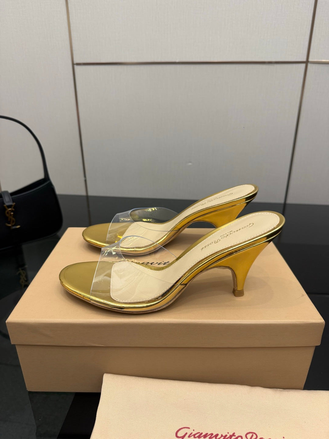 Gianvito Rossi Pointed-Toe Crystal Heeled Sandals – 2026SS
