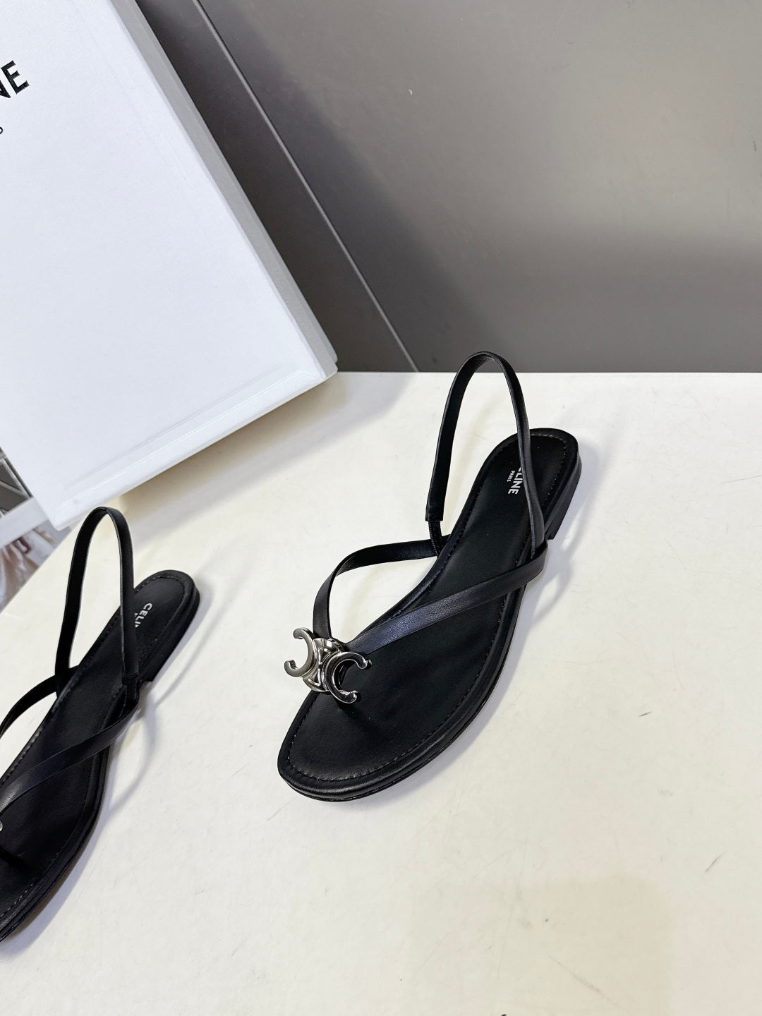 Celine Triomphe Metal Buckle Thong Sandals – Spring/Summer Collection – 2026SS
