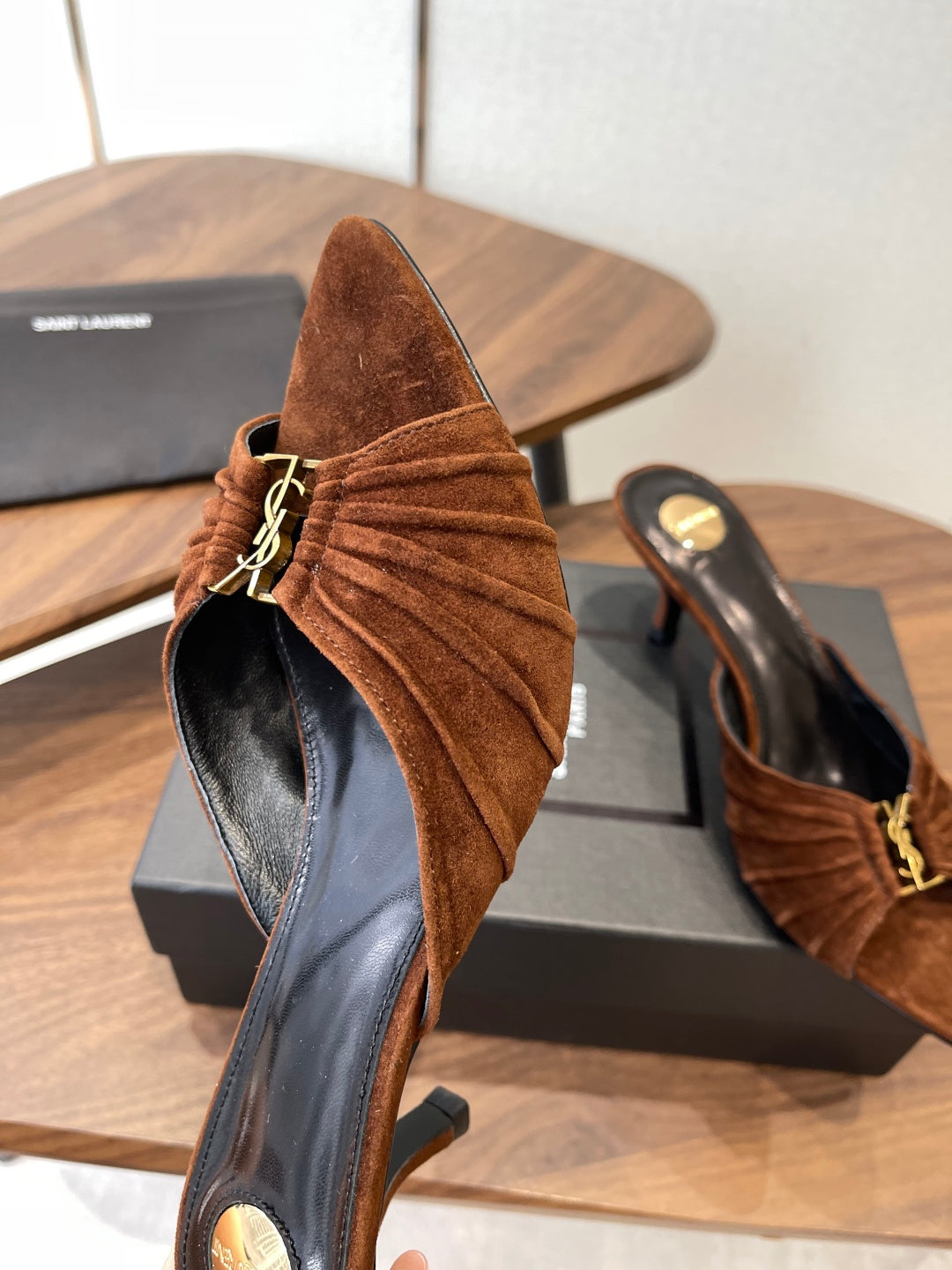 Saint Laurent Pointed-Toe Stiletto Heeled Sandals – Spring/Summer Collection – 26SS